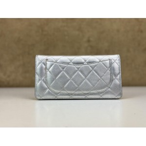 CHANEL A31509 YEN BI-FOLD WALLET